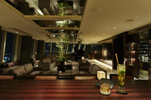 XEX ATAGO GREEN HILLS / The BAR floor