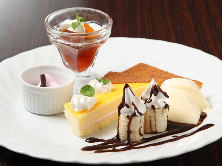 4 Restaurants with Beautiful Views Open for Lunch in Minatomirai, Yokohama