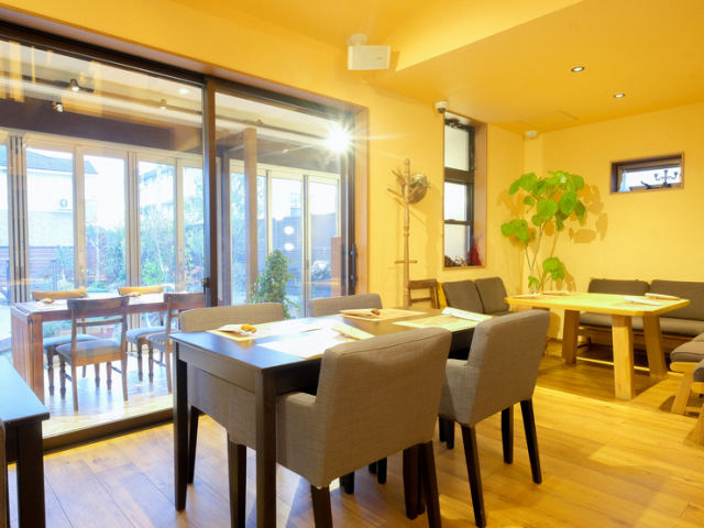 PIZZERIA ICARO floor