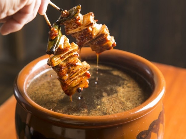 8. 烤雞肉串系居酒屋　TORIKKUSU